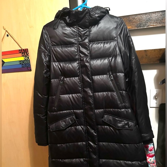 Black Sorel Tivoli Mid-length Down Puffer Coat - Picture 3 of 14